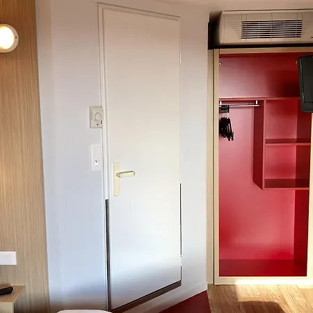 Premiere Classe Sud Hotell *