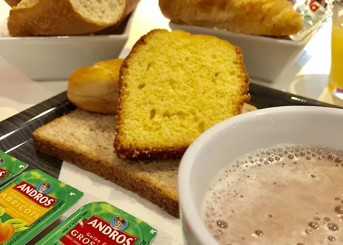 Premiere Classe Sud * بيربينيو